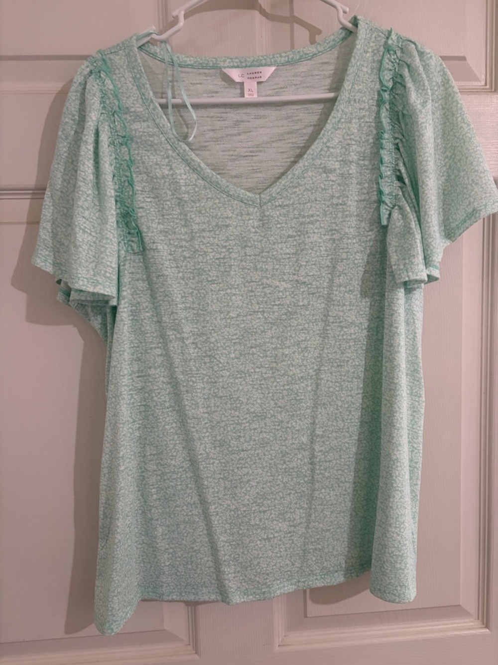 LC Lauren Conrad XL Mint Green Ruffle Sleeve Top Casual Soft Tee